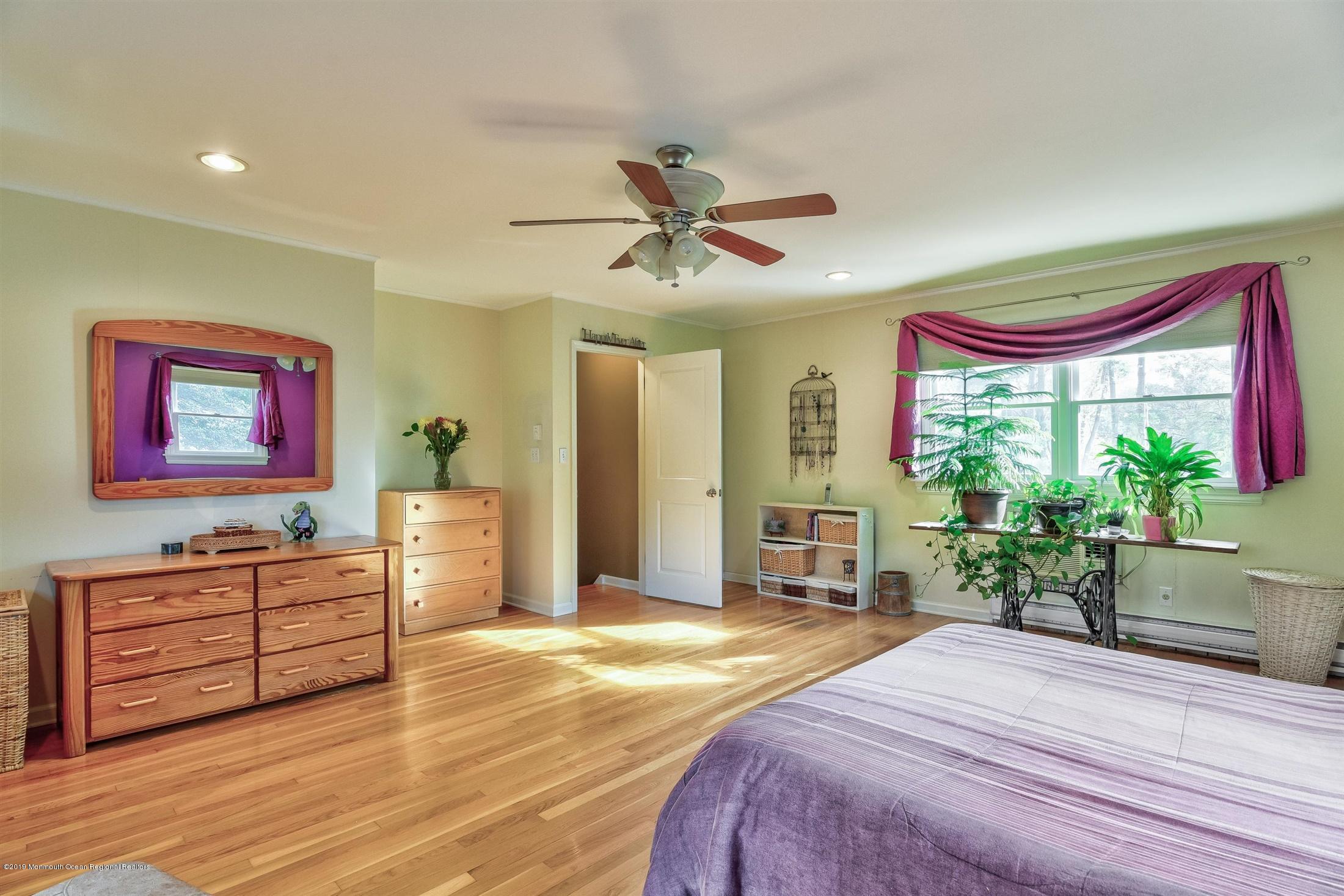 6 Sheffield Road East Windsor, NJ 08520 - Photo 24 of 38 1st Master Bedroom