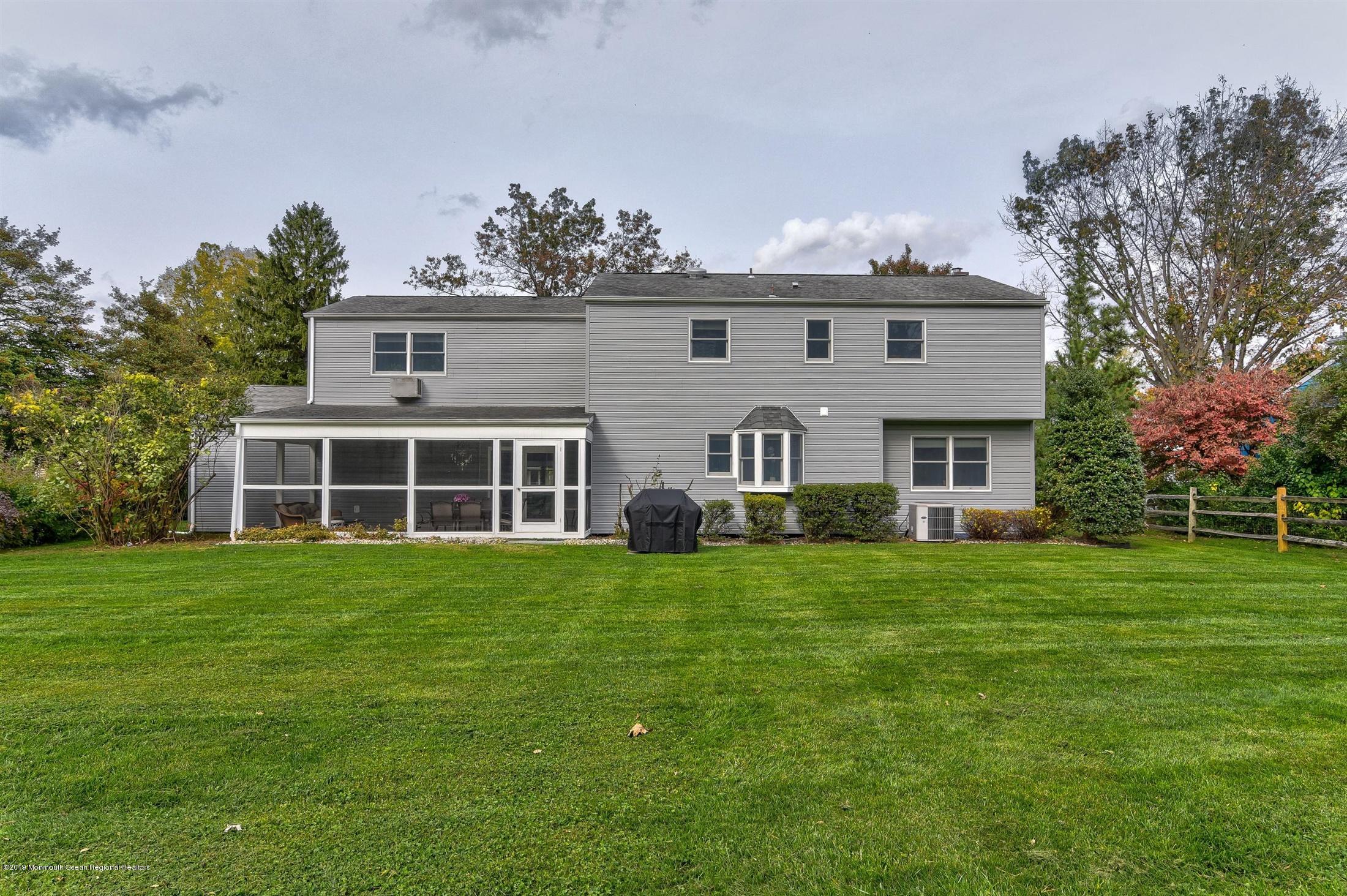 6 Sheffield Road East Windsor, NJ 08520 - Photo 36 of 38 Rear View