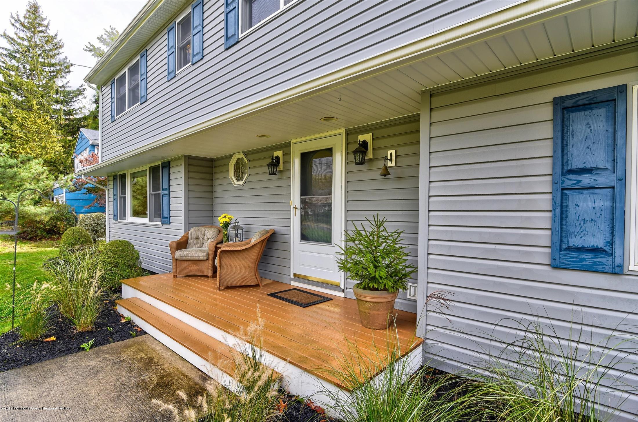 6 Sheffield Road East Windsor, NJ 08520 - Photo 4 of 38 Front Porch
