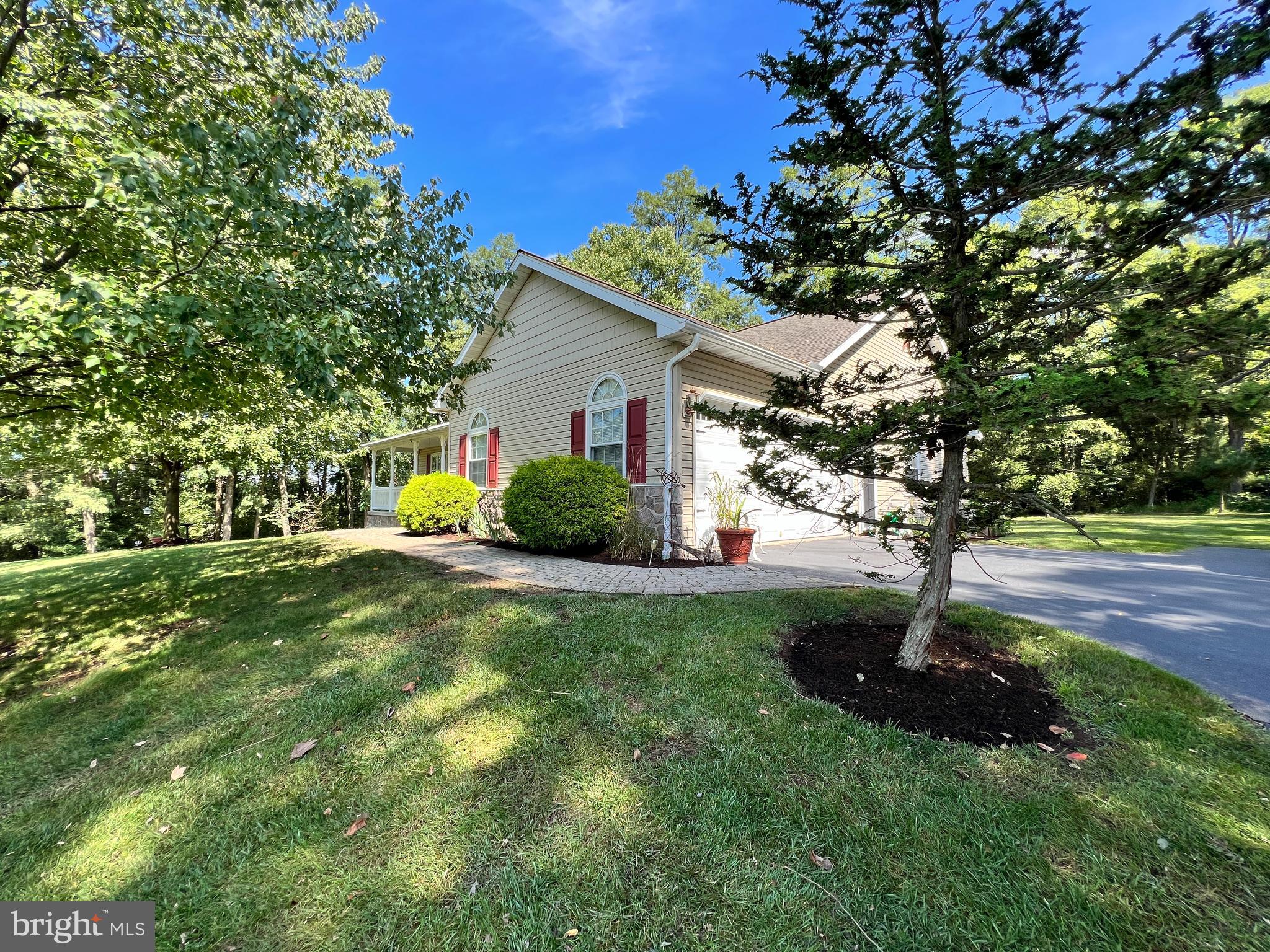 99 Gunhart Road Mohnton, PA 19540 - Photo 4 of 46