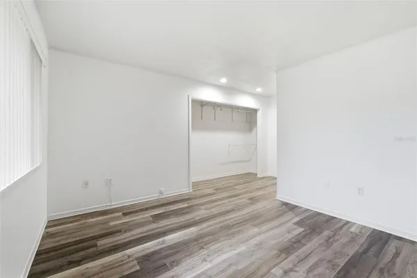 $159,700 | 6060 Peregrine Avenue, Unit 17E, Orlando, FL 32819