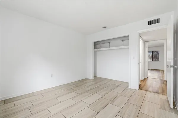 $159,700 | 6060 Peregrine Avenue, Unit 17E, Orlando, FL 32819
