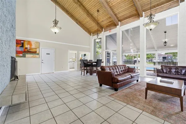 $159,700 | 6060 Peregrine Avenue, Unit 17E, Orlando, FL 32819