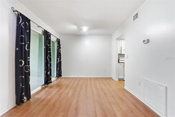 $159,700 | 6060 Peregrine Avenue, Unit 17E, Orlando, FL 32819