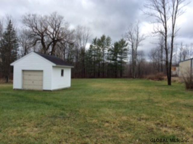 1236 Midline Road Amsterdam, NY 12010 - Photo 3 of 14 Photo 3