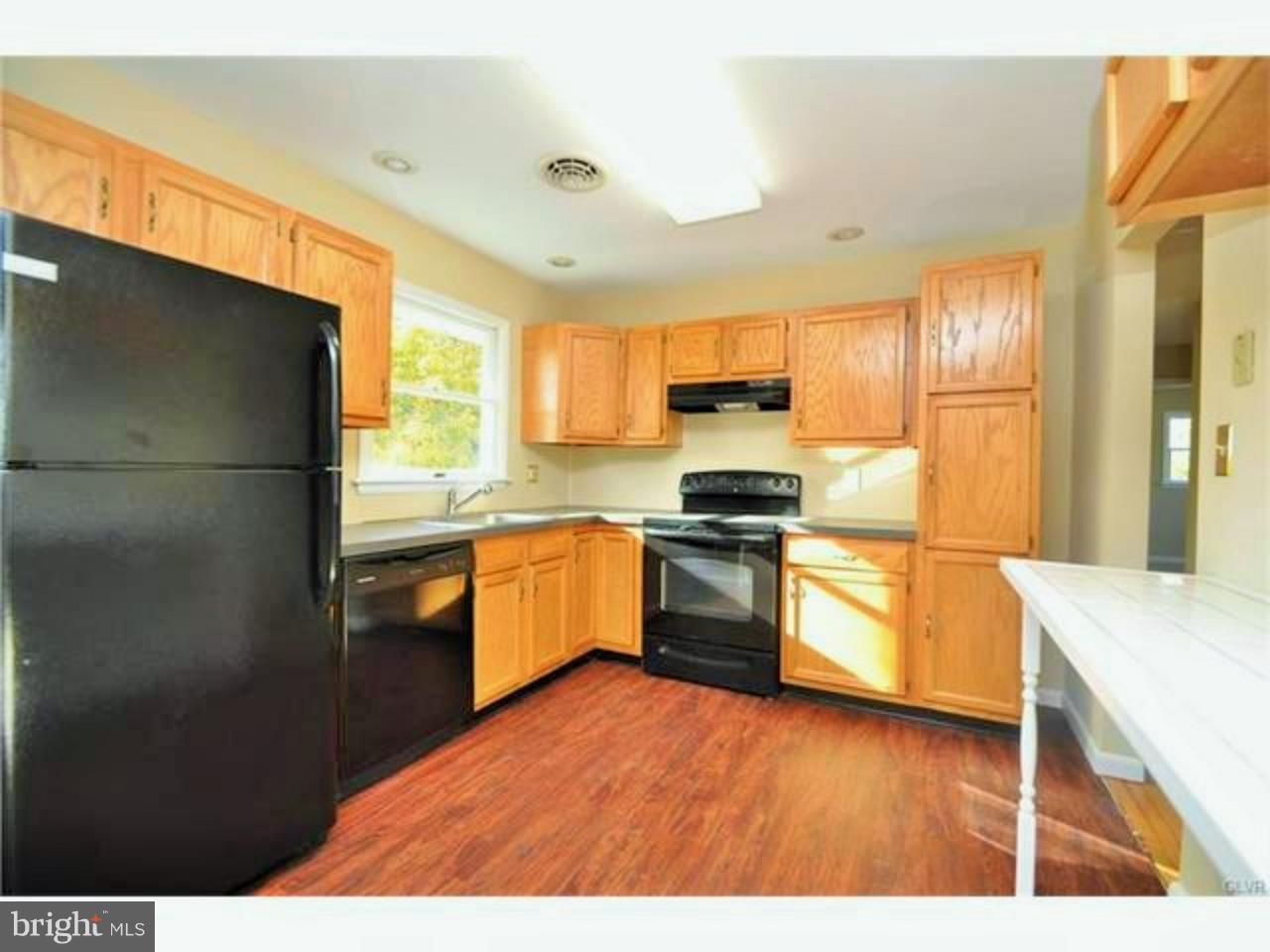 465 Blue Ridge Drive Nazareth, PA 18064 - Photo 3 of 24
