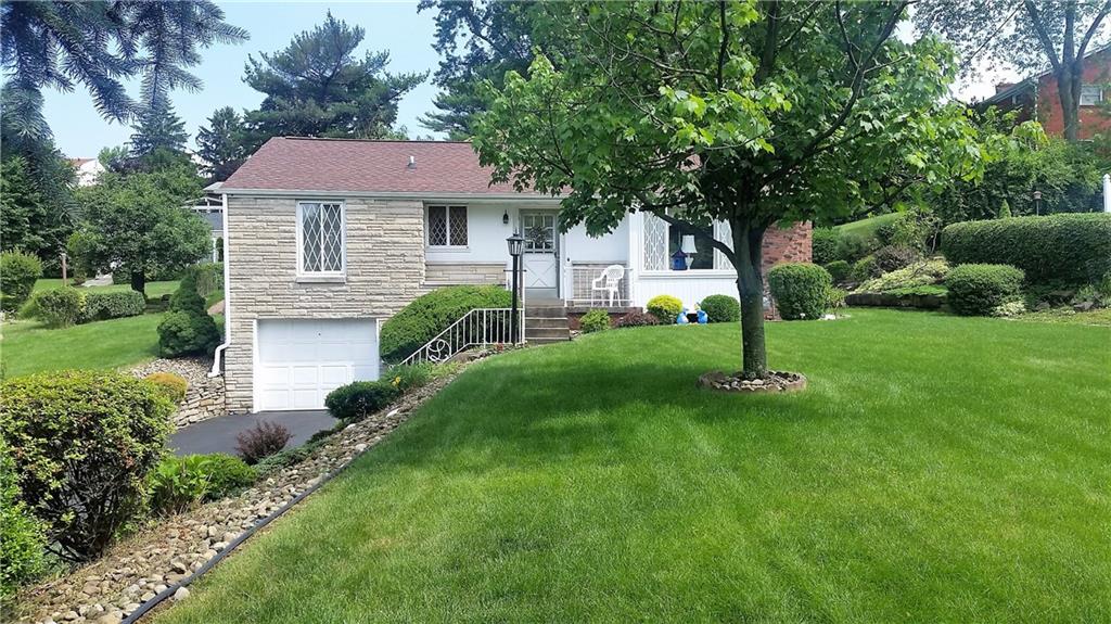 132 Siebert Road Pittsburgh, PA 15237 - Photo 5 of 23 Front of well maintained home.