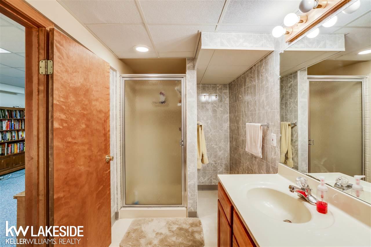 1196 Maple Leaf Drive Rochester Hills, MI 48309 - Photo 23 of 26