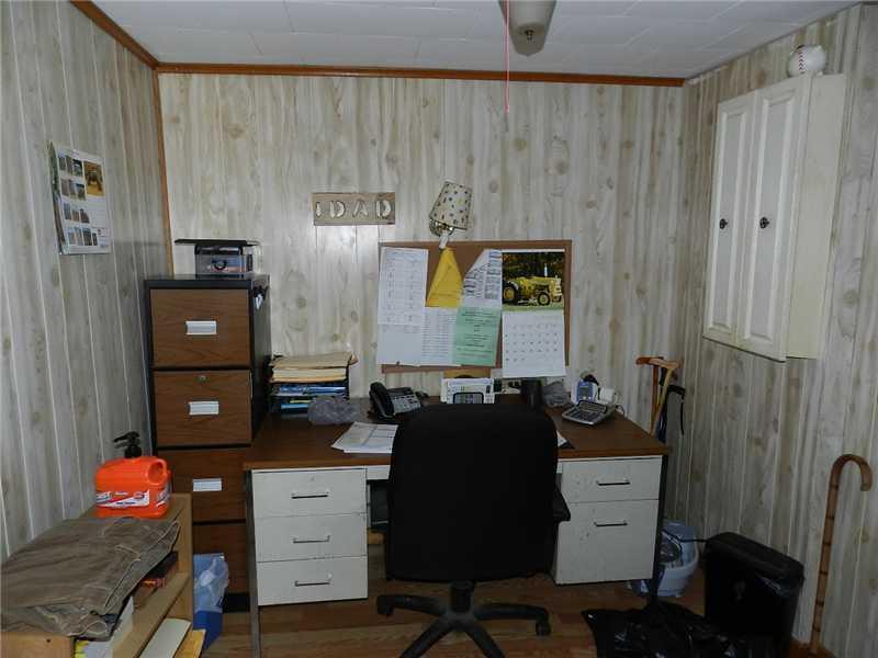 50 Troy Road Detroit, ME 04929 - Photo 13 of 35 Studio/Study/Office.