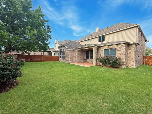 $899,000 | 7048 Fullerton Circle, Frisco, TX 75035