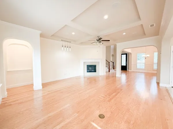 $899,000 | 7048 Fullerton Circle, Frisco, TX 75035