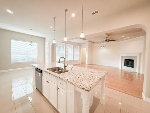 $899,000 | 7048 Fullerton Circle, Frisco, TX 75035
