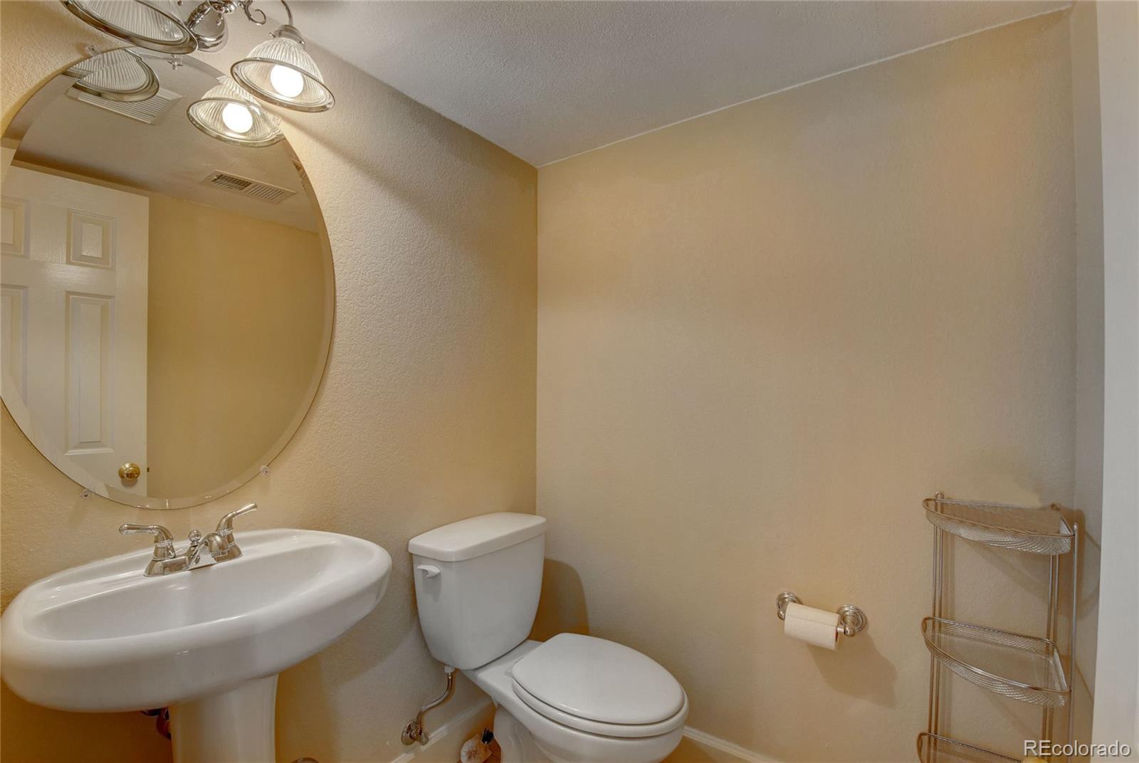 8386 Sweet Water Road Lone Tree, CO 80124 - Photo 32 of 40 Gallery Image 32