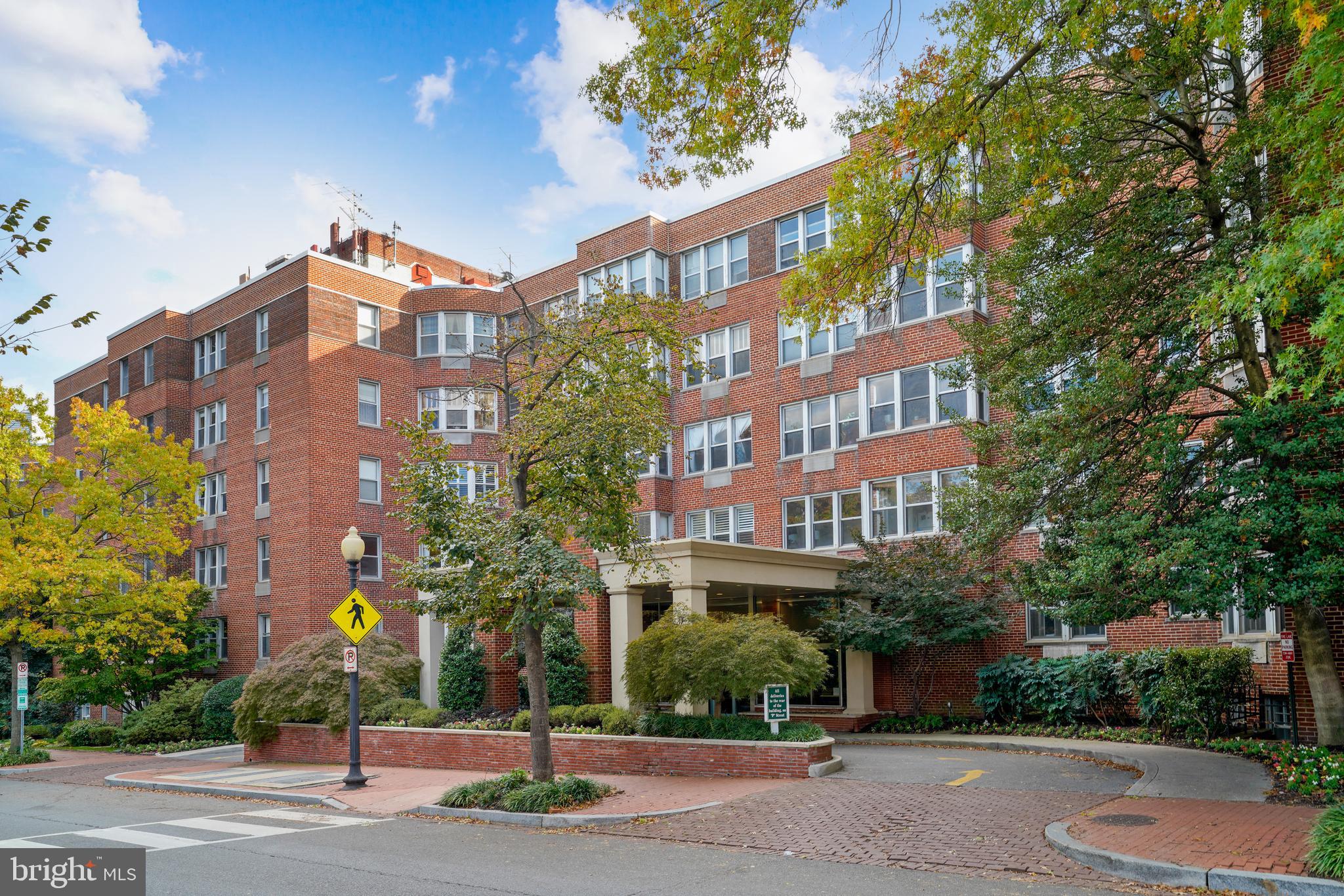 2500 Q Street Northwest, Unit 246 Washington, DC 20007 - Photo 2 of 26 Gateway Georgetown