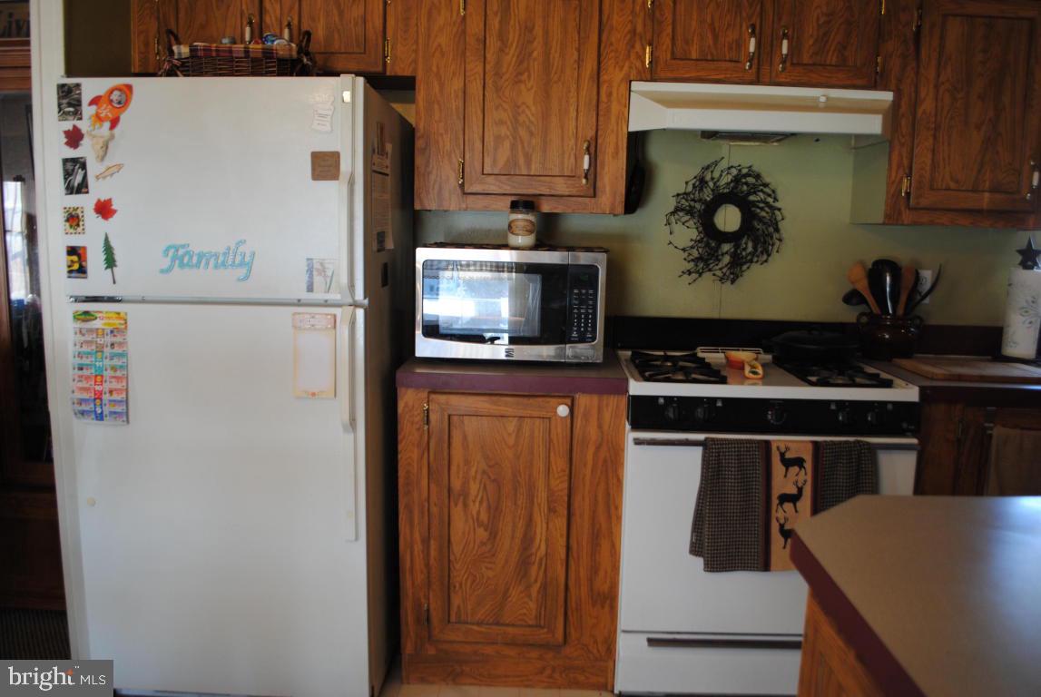 60 Oak Road Elizabethtown, PA 17022 - Photo 7 of 25 Gallery Image 7