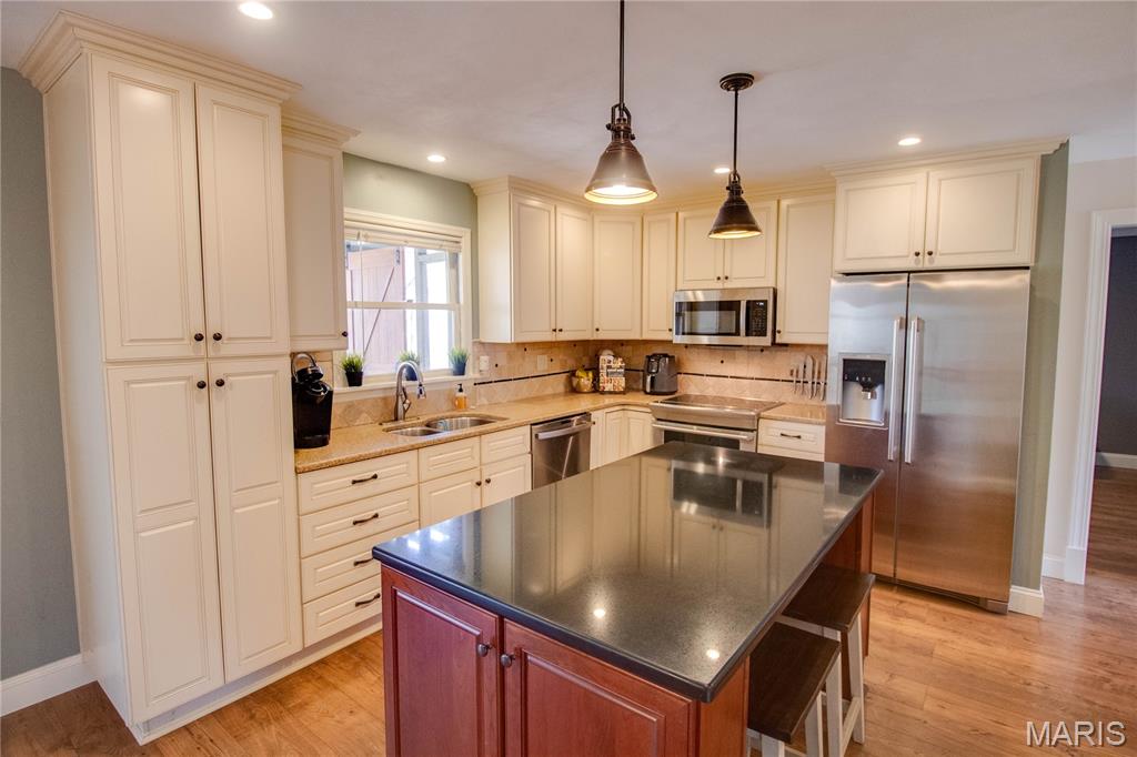 2019 Raintree Trail Collinsville, IL 62234 - Photo 21 of 68