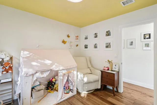 $1,099,999 | 4877 Twain Avenue, San Diego, CA 92120