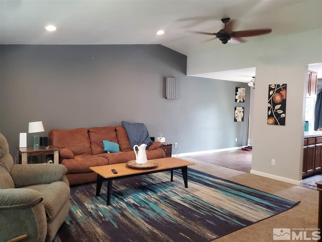 8674 Strutter Way Reno, NV 89506 - Photo 3 of 19 Photo 3