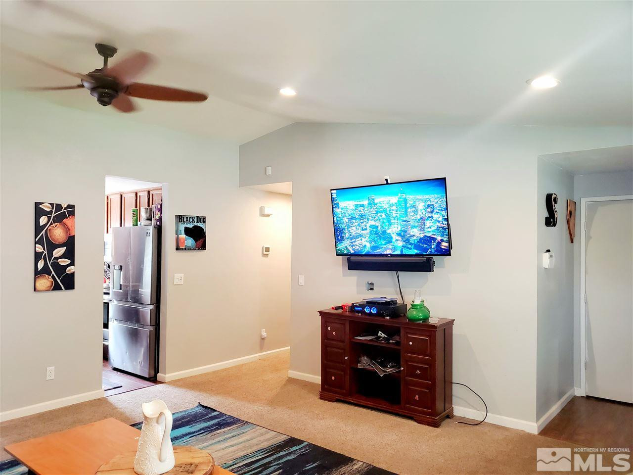 8674 Strutter Way Reno, NV 89506 - Photo 5 of 19 Photo 5