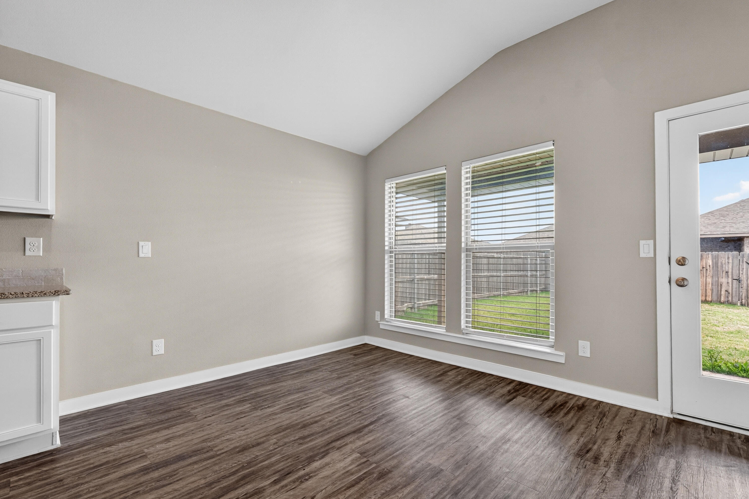 2002 137th Street Lubbock, TX 79423 - Photo 7 of 24 DSC04913