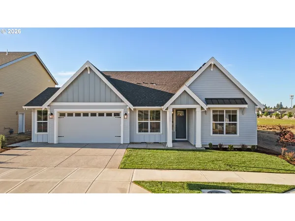 $814,879 | 208 Southeast 16th Avenue, Canby, OR 97013