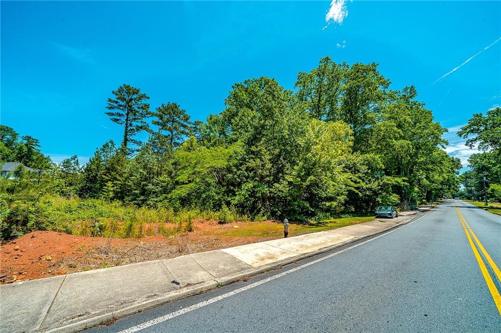 2061 Young Road Stone Mountain, GA 30088 - Photo 7 of 10