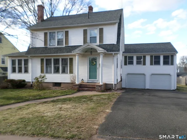 $379,900 | 241 Henry Street, Manchester, CT 06042