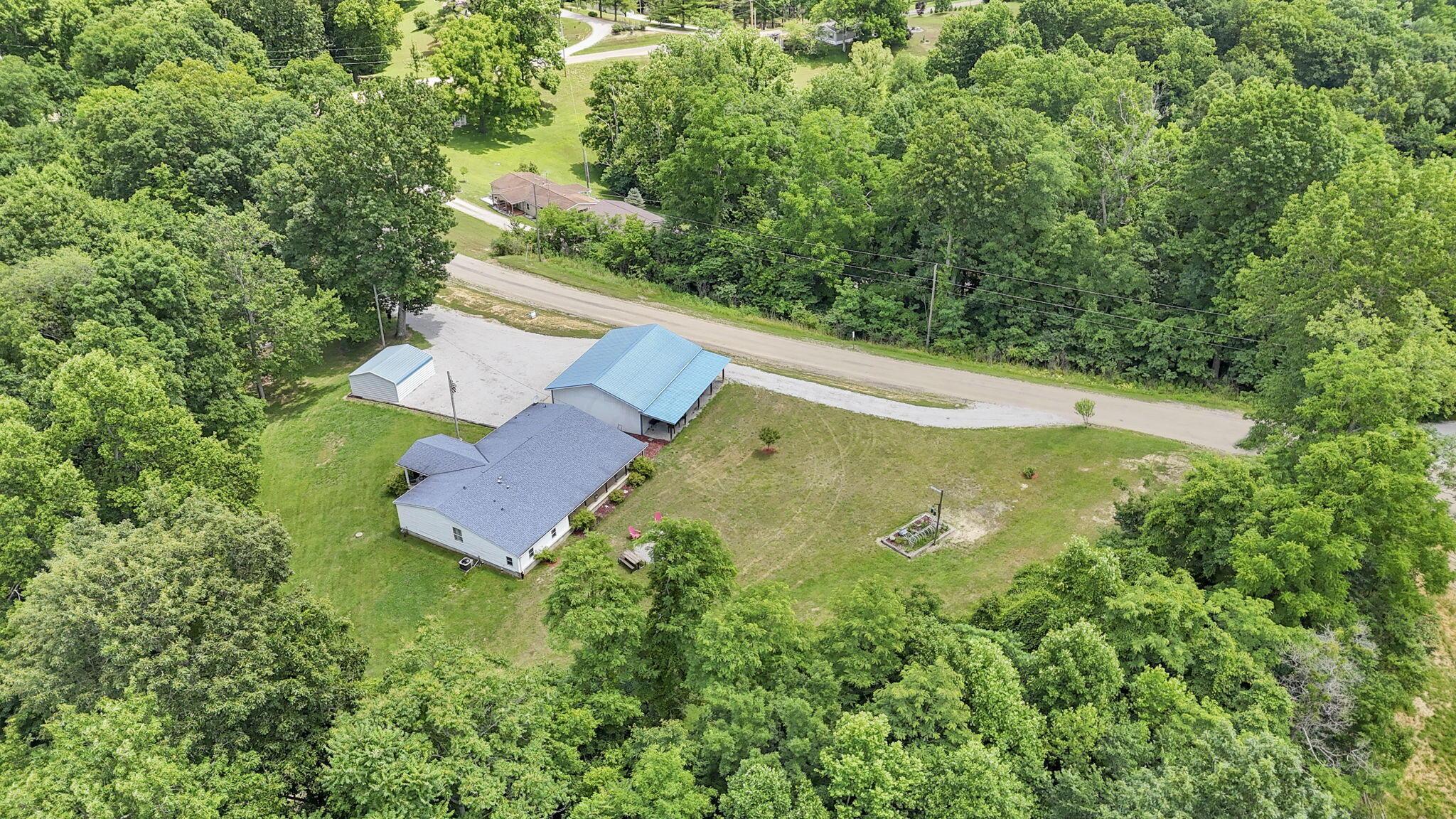 36462 Smith Chapel Road Logan, OH 43138 - Photo 37 of 43
