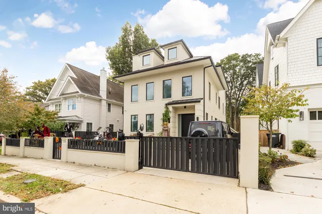 $3,499,000 | 5068 Sherier Place Northwest, Washington, DC 20016