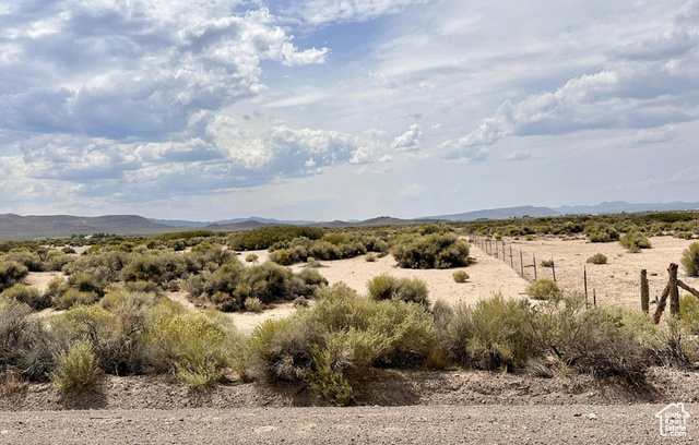 31 South 6th West Beryl, UT 84714 - Photo 2 of 8 Mountain view