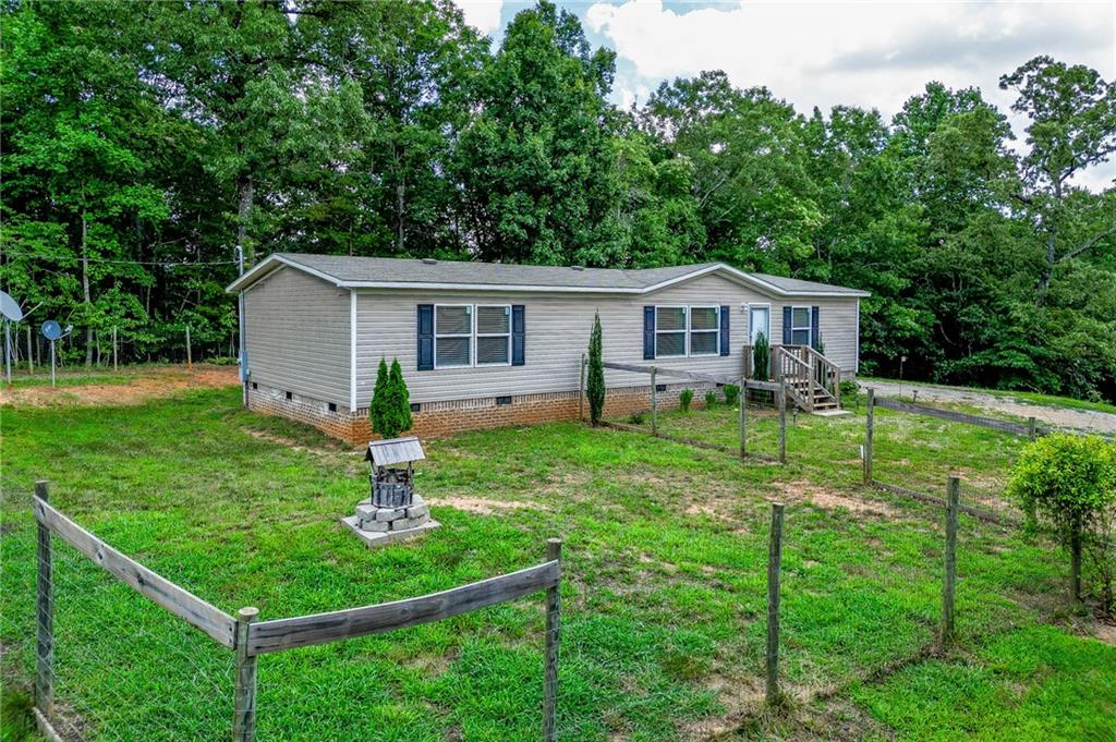 526 Silver Falls Road Cleveland, GA 30528 - Photo 3 of 41