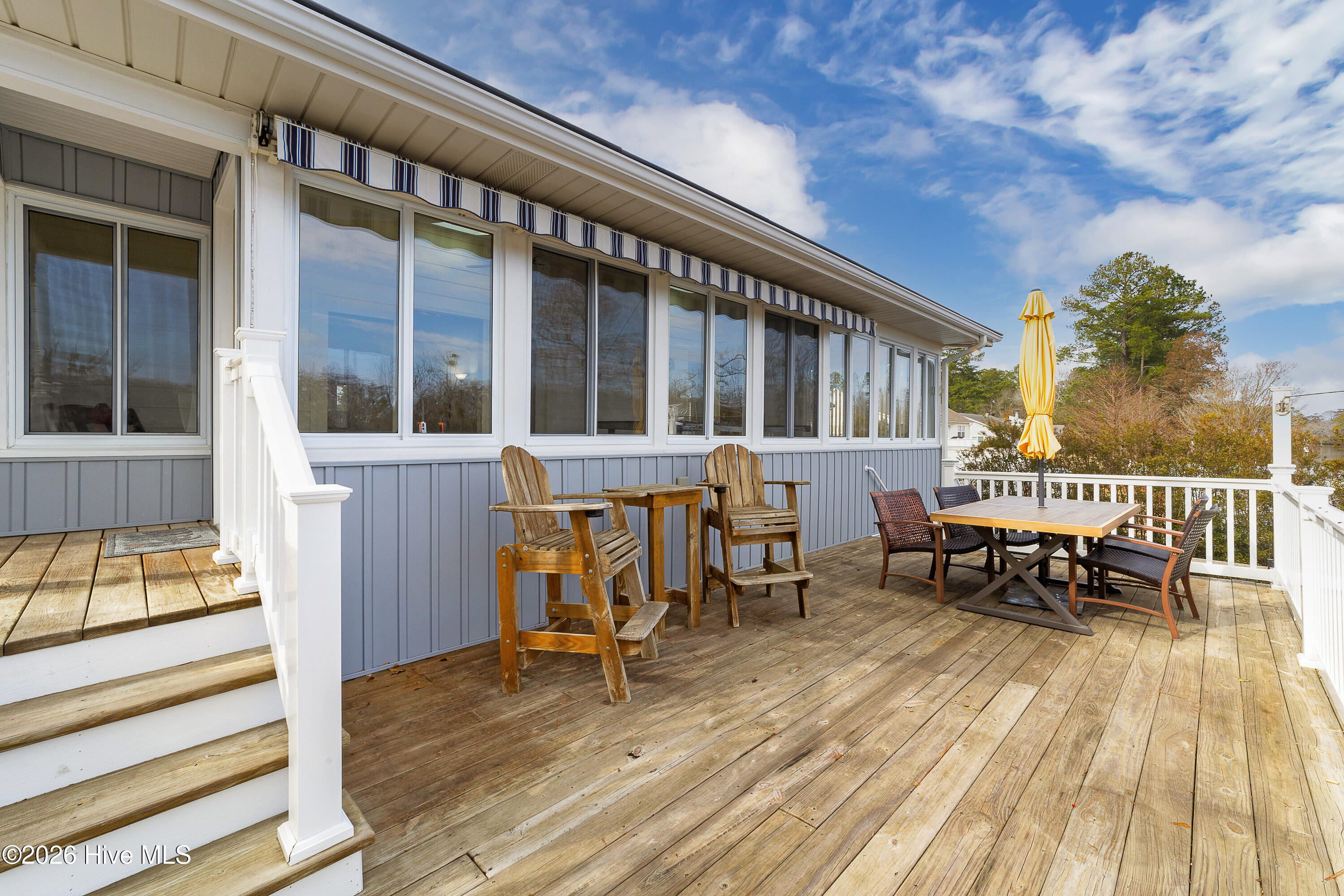104 Outrigger Road New Bern, NC 28562 - Photo 22 of 41 Back - Deck