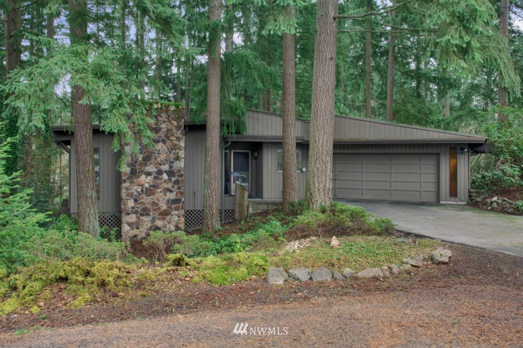 16105 Southeast 145th Place Renton, WA 98059 - Photo 1 of 8 Gallery Image 1
