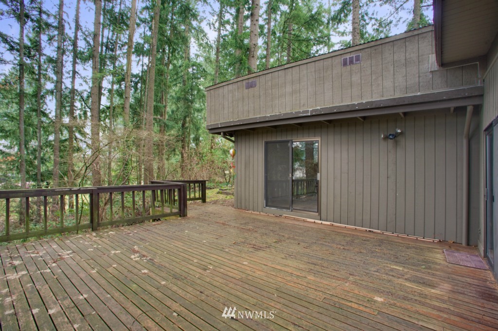 16105 Southeast 145th Place Renton, WA 98059 - Photo 8 of 8 Gallery Image 8