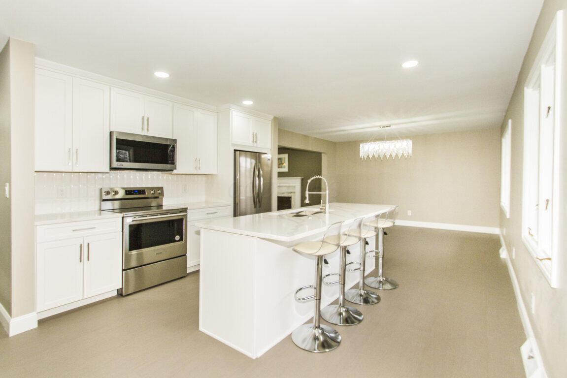 1428 Haddon Road Columbus, OH 43209 - Photo 18 of 69 Kitchen