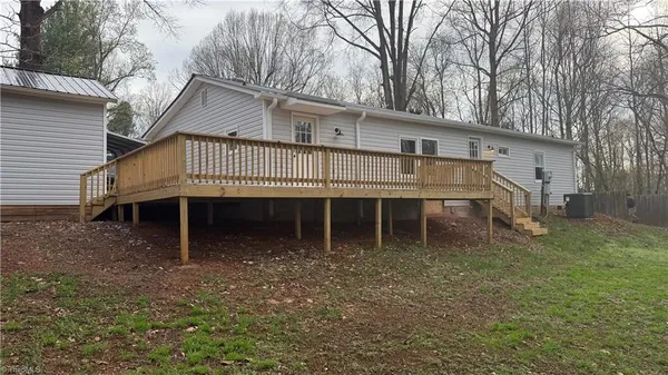 $229,900 | 302 La Quinta Drive, Advance, NC 27006