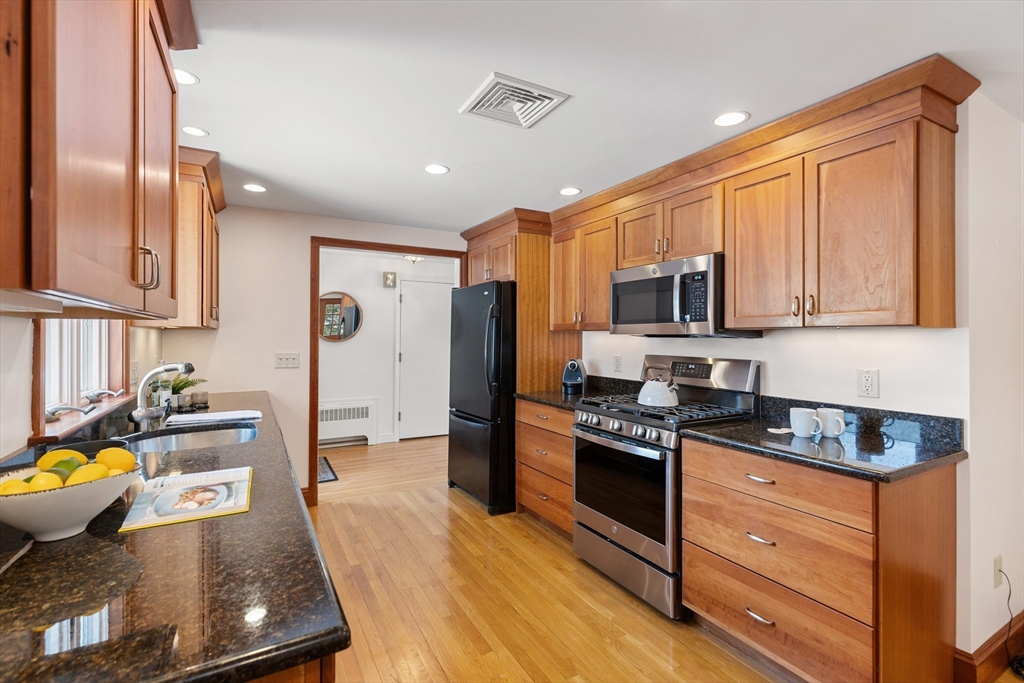 11 Menotomy Rocks Drive Arlington, MA 02476 - Photo 11 of 42 Gallery Image 11