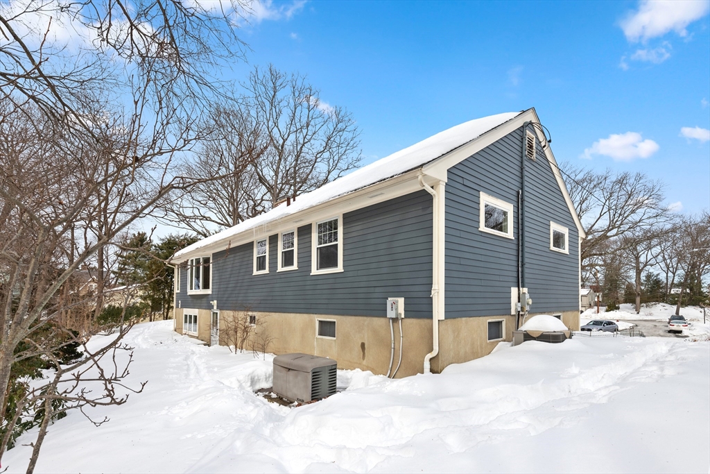 11 Menotomy Rocks Drive Arlington, MA 02476 - Photo 31 of 42 Gallery Image 31