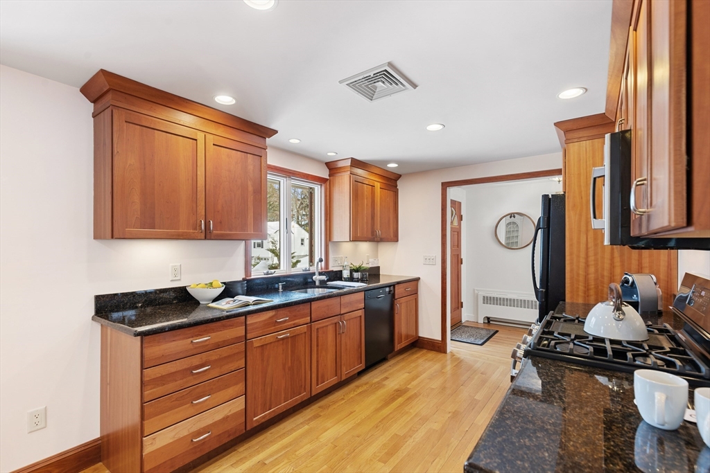 11 Menotomy Rocks Drive Arlington, MA 02476 - Photo 10 of 42 Gallery Image 10