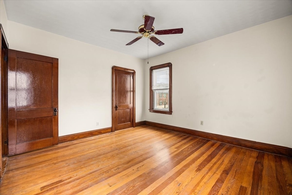 576 Slade Street, Unit 2 Fall River, MA 02724 - Photo 15 of 34
