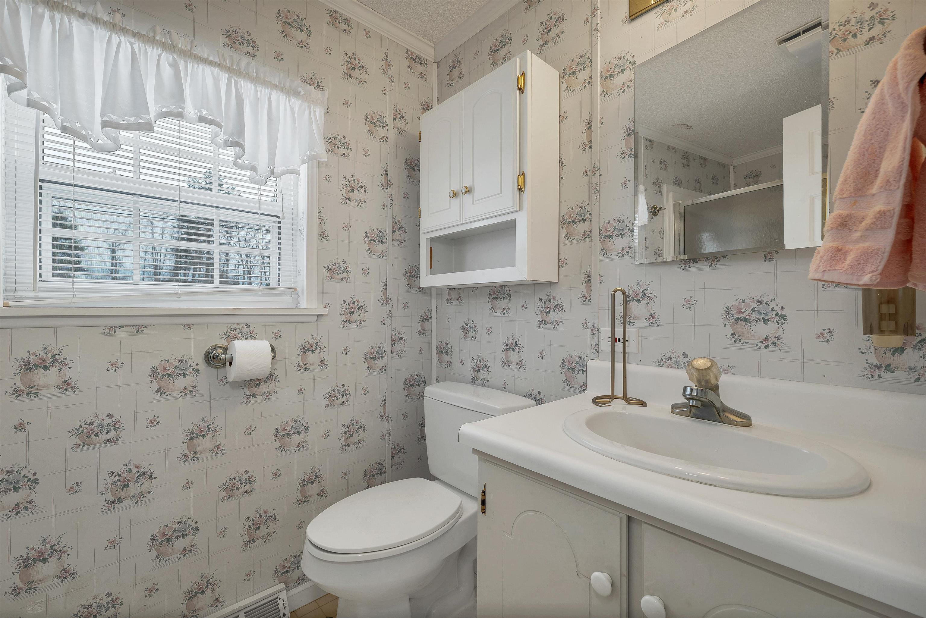 732 Concord Stage Road, Unit 7 Weare, NH 03281 - Photo 12 of 16