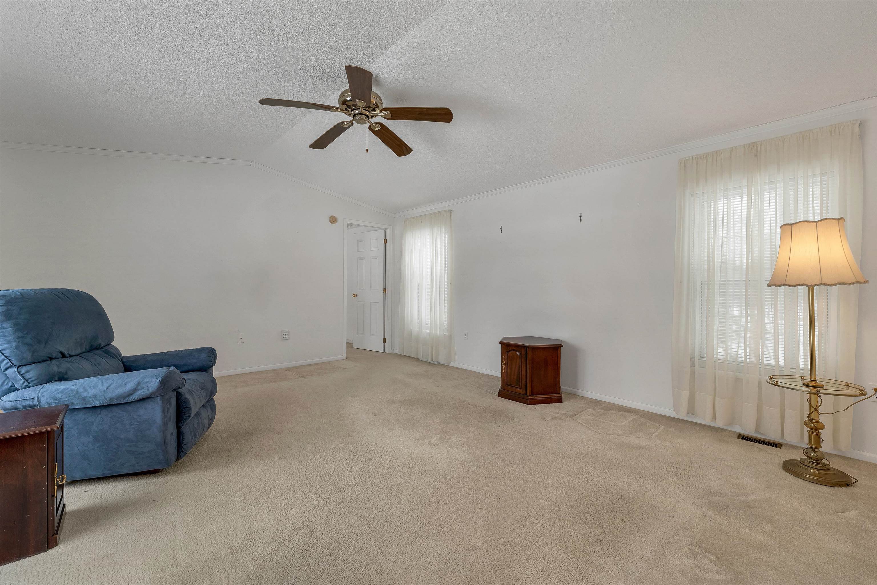 732 Concord Stage Road, Unit 7 Weare, NH 03281 - Photo 13 of 16