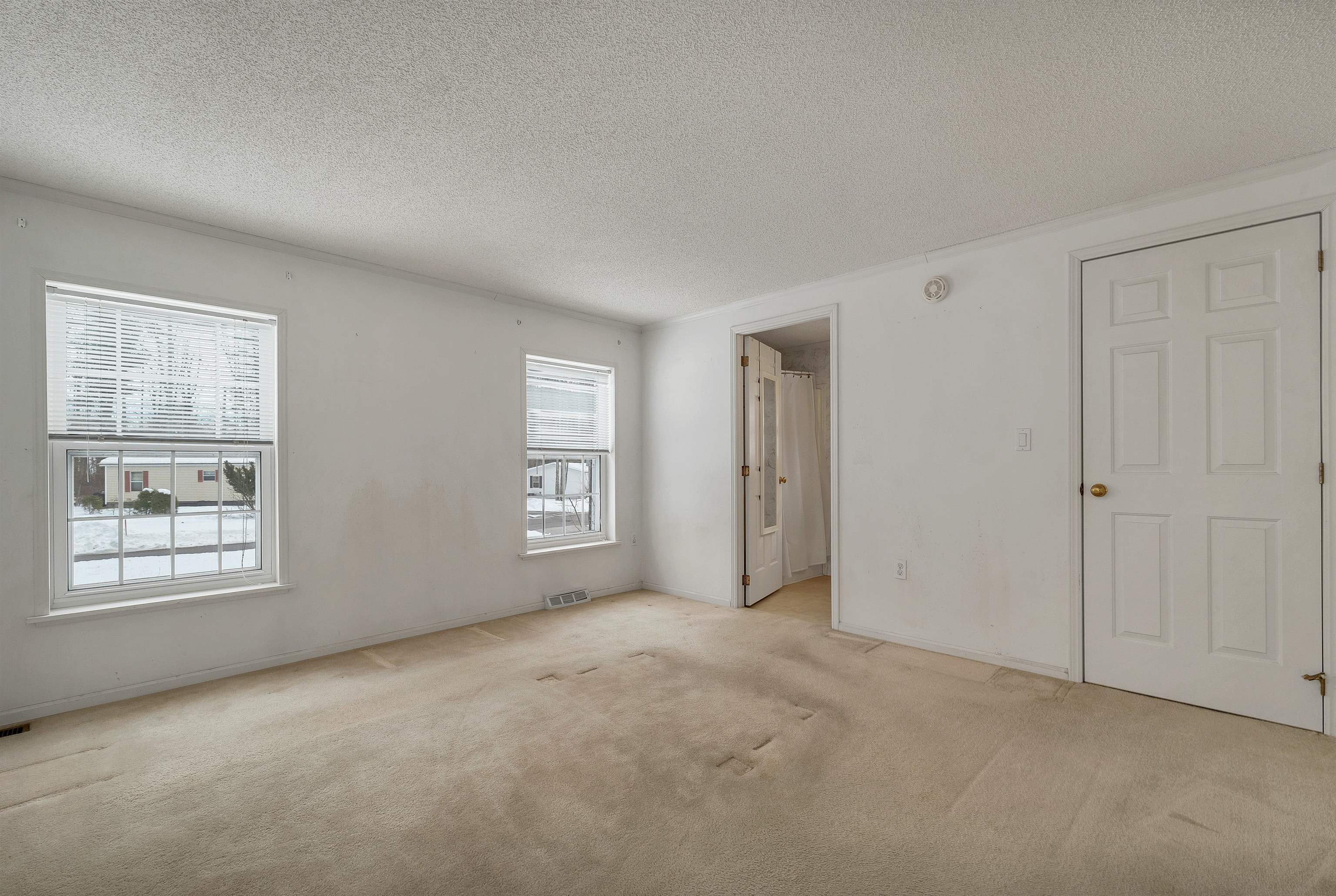 732 Concord Stage Road, Unit 7 Weare, NH 03281 - Photo 8 of 16