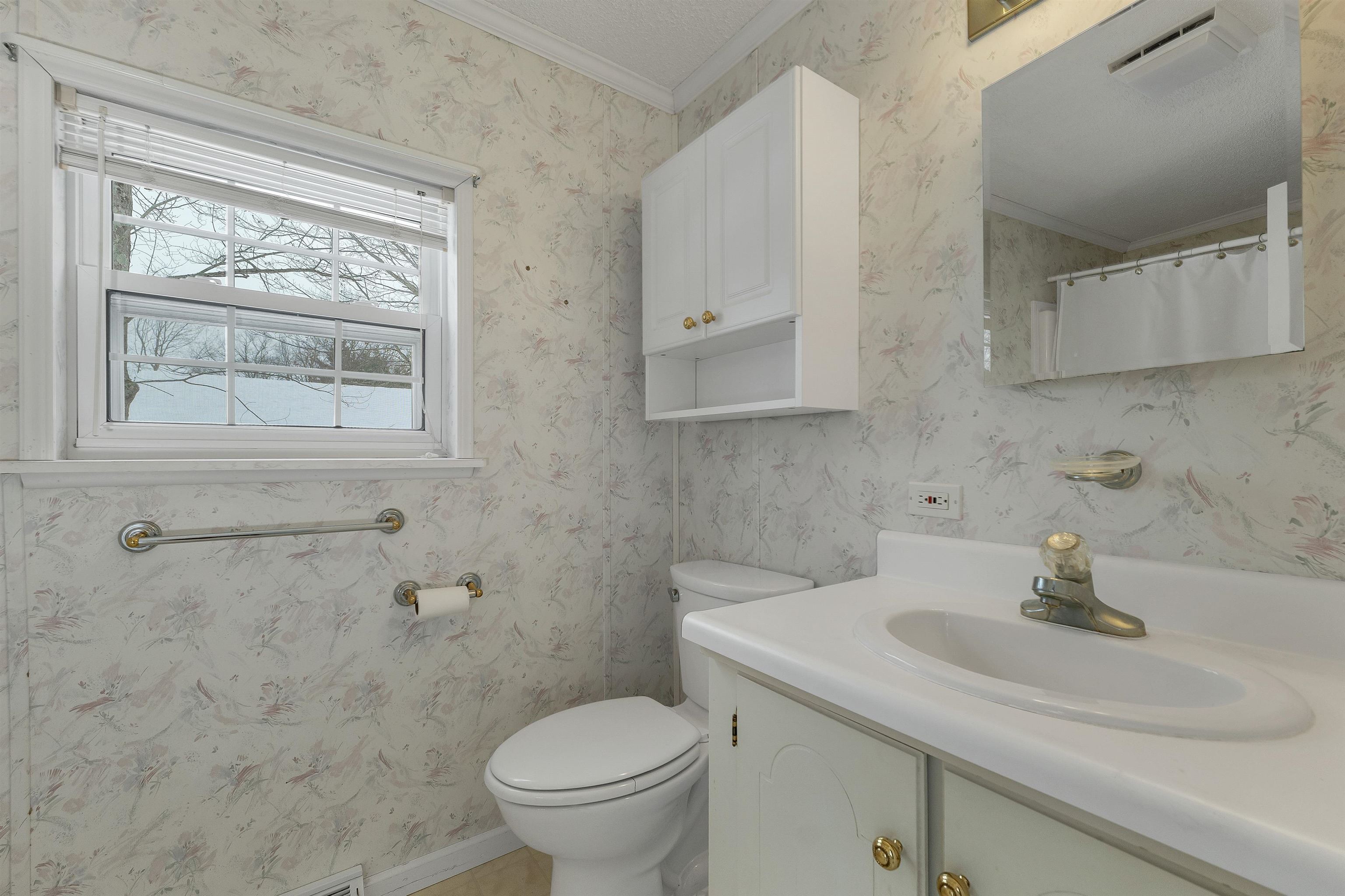 732 Concord Stage Road, Unit 7 Weare, NH 03281 - Photo 9 of 16