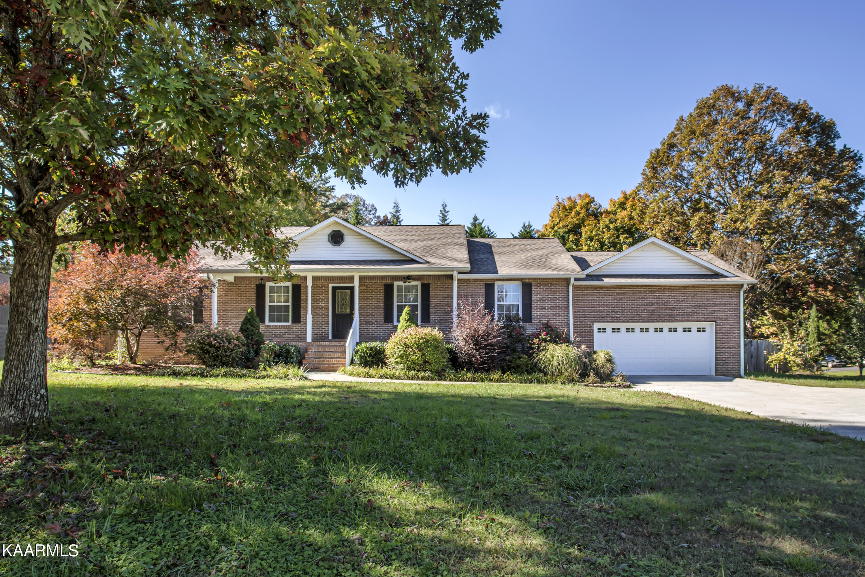 104 Northridge Drive Decatur, TN 37322 - Photo 1 of 36 01_NorthridgeDrive_104_Front