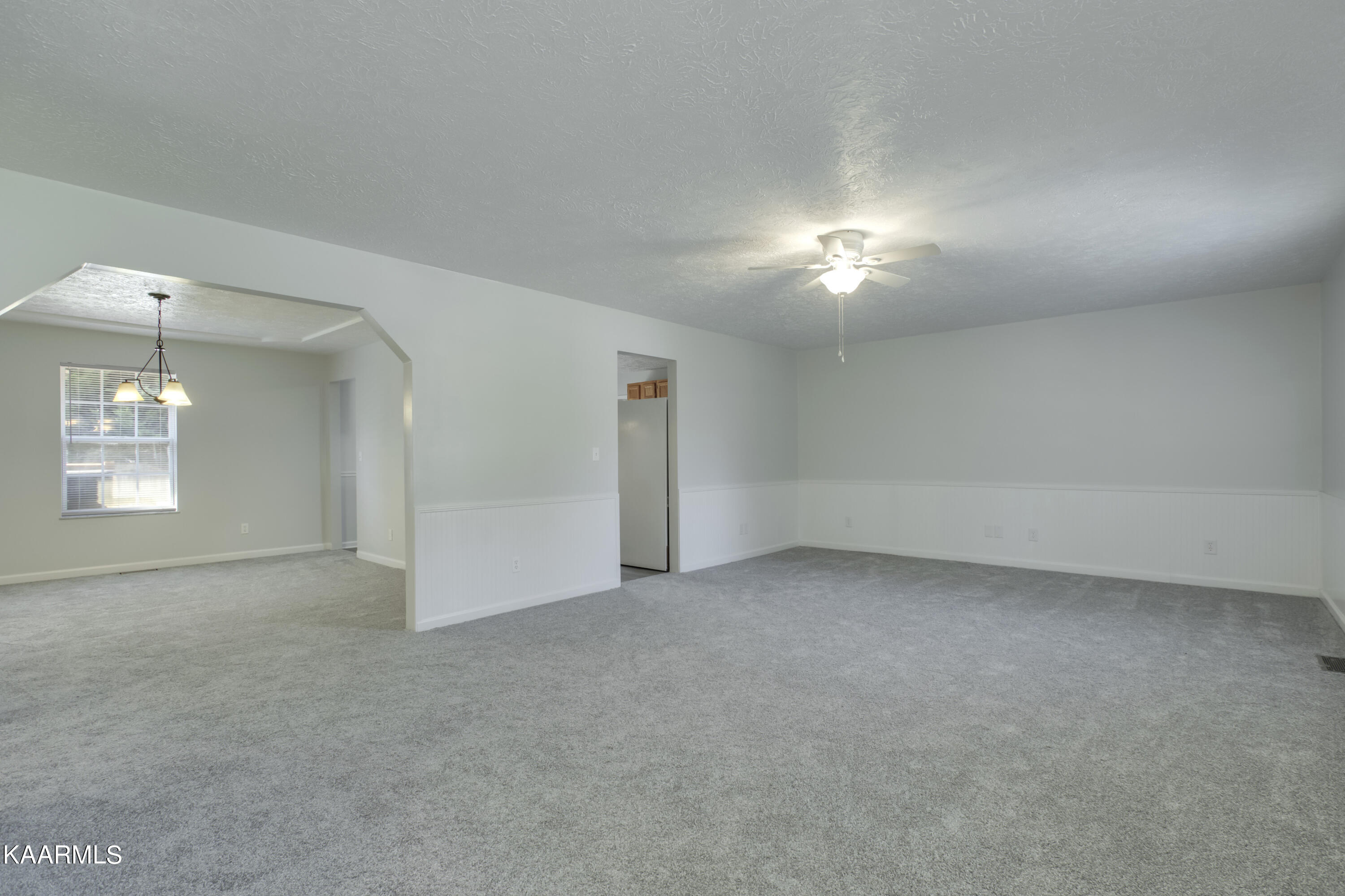 104 Northridge Drive Decatur, TN 37322 - Photo 5 of 36 05_NorthridgeDrive_104_Living01