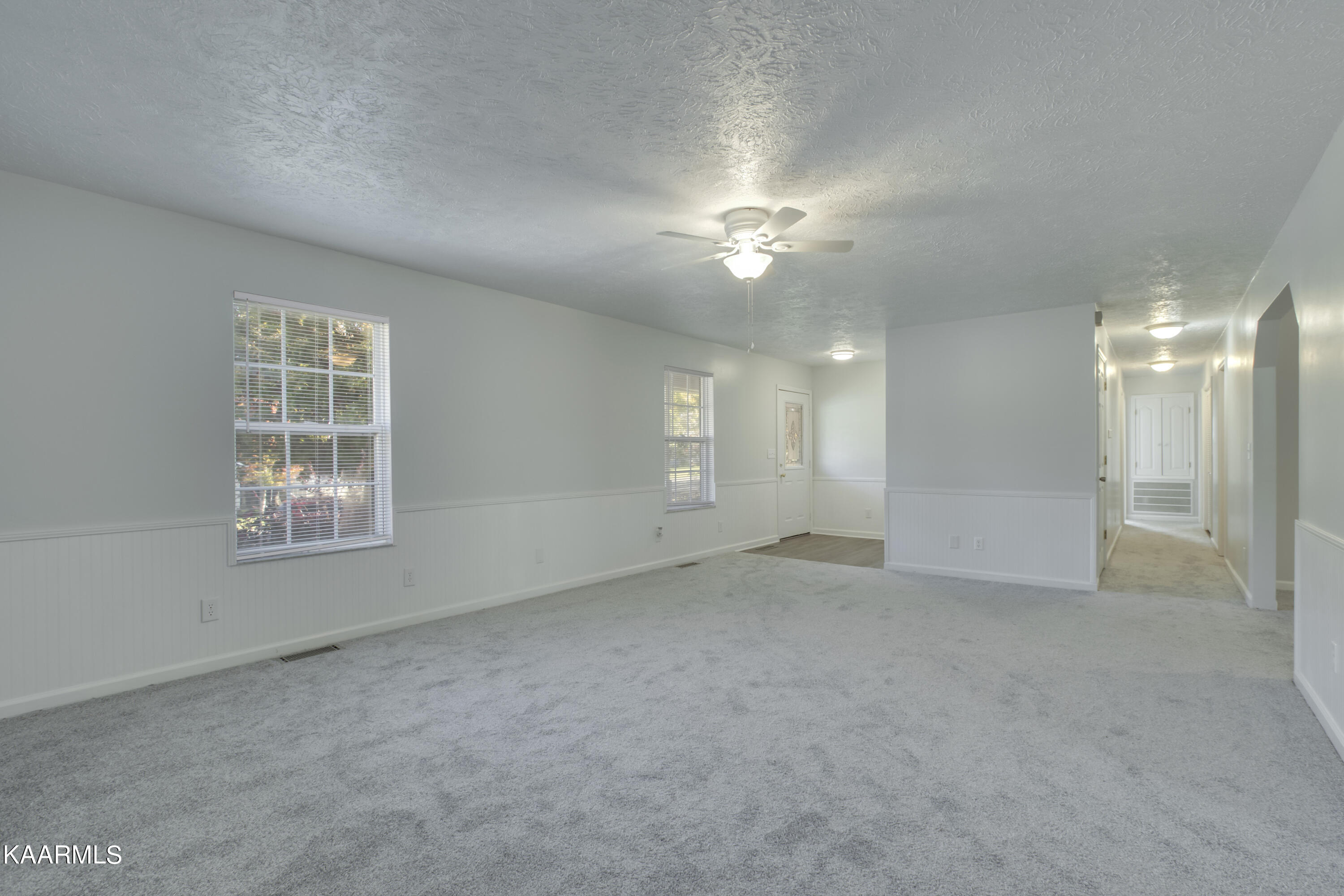 104 Northridge Drive Decatur, TN 37322 - Photo 7 of 36 07_NorthridgeDrive_104_Living03