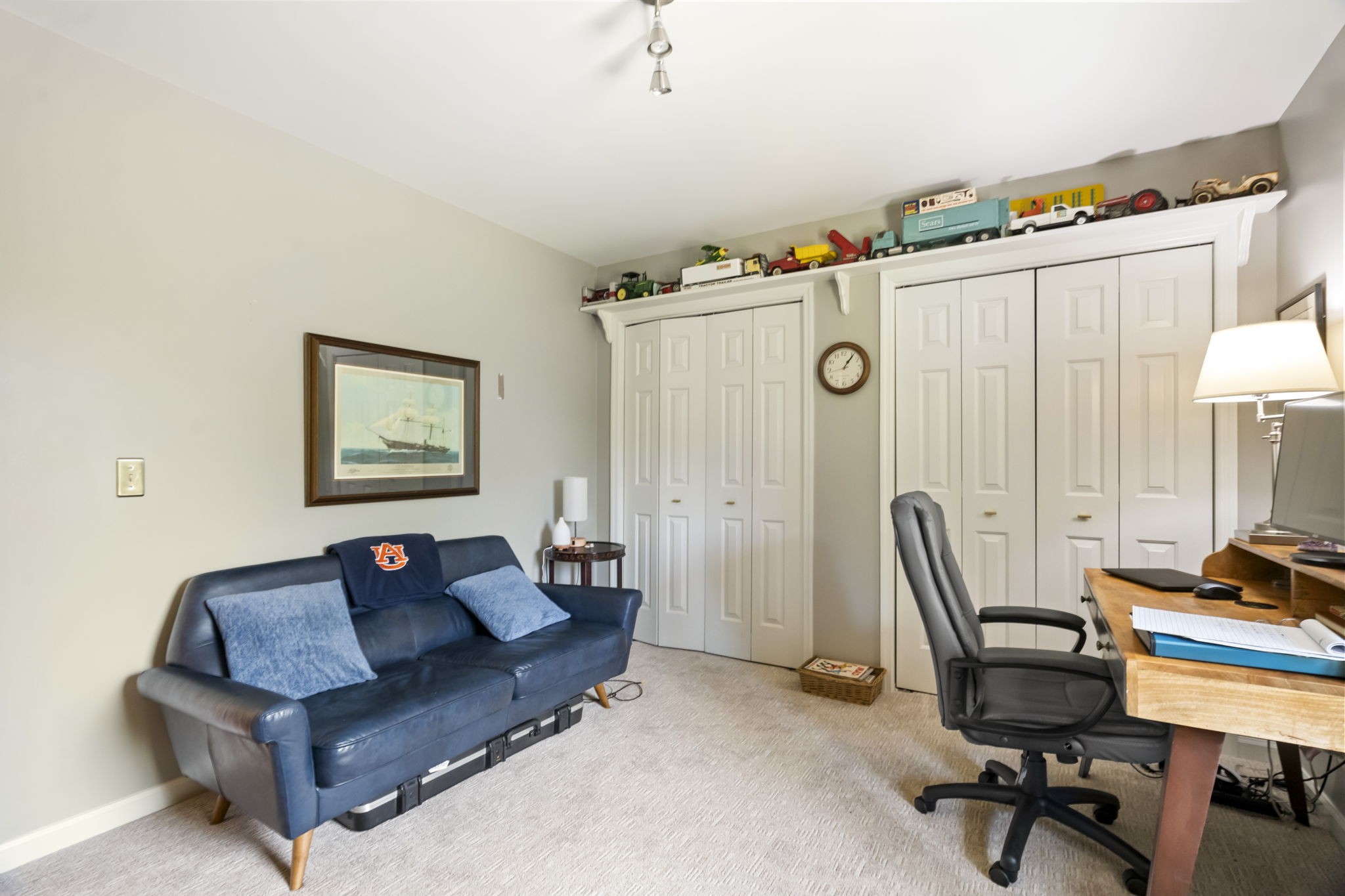 4926 Mt Zion Road Springfield, TN 37172 - Photo 11 of 48 a living room with furniture and a flat screen tv