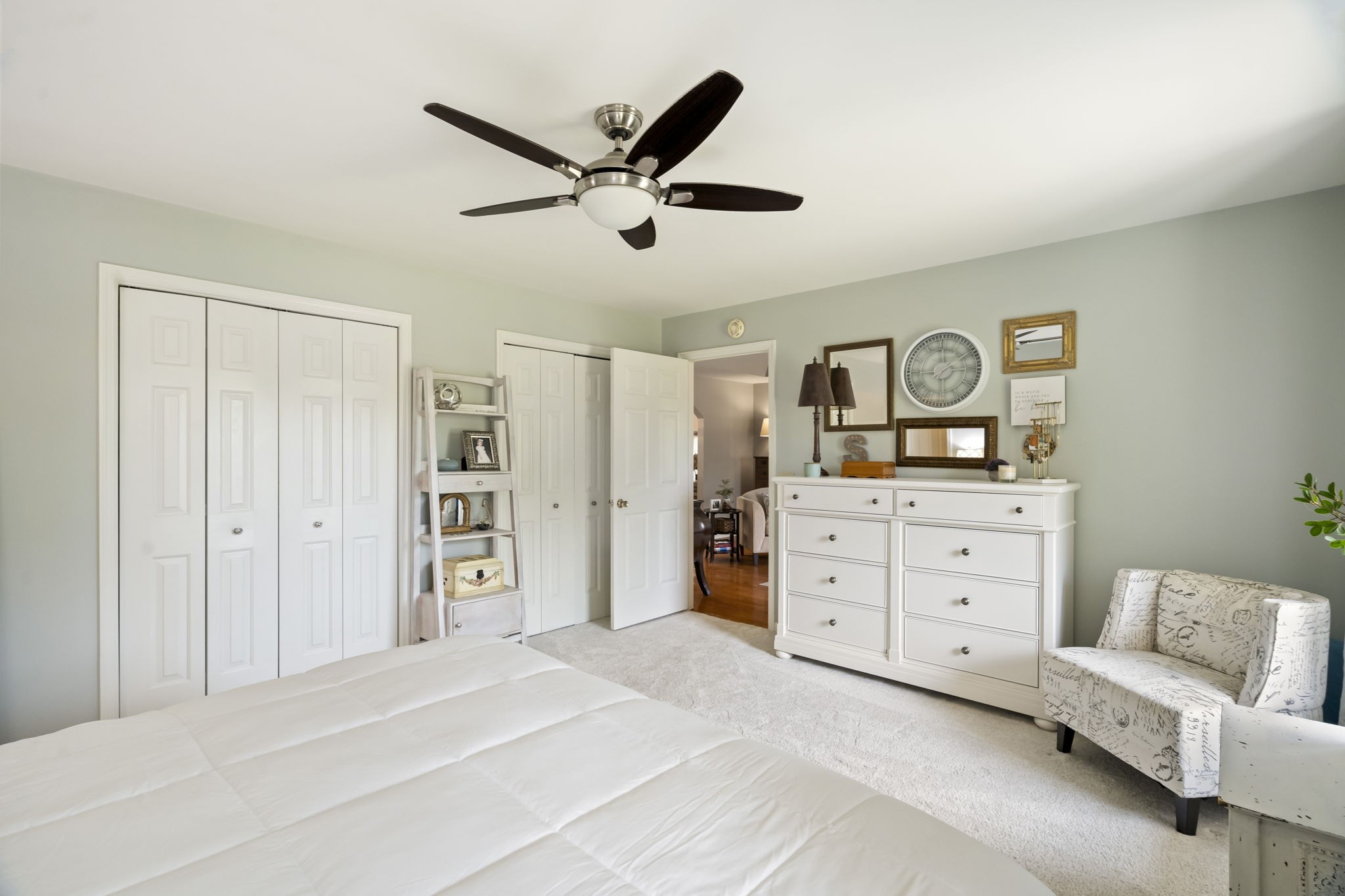 4926 Mt Zion Road Springfield, TN 37172 - Photo 18 of 48 a bed room with a bed and a dresser