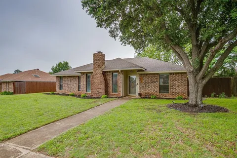 $355,000 | 918 Summer Trail, Flower Mound, TX 75028